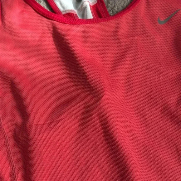 Nike Dry Fit tank bundle, medium. Well loved. - Picture 4 of 8